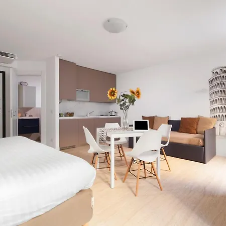 Old Town Apartment Cannes