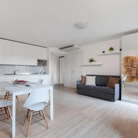 Old Town Apartment